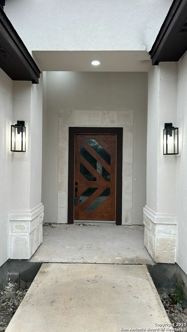Property Photo: 6118 Tanglewood Trail TX 78070