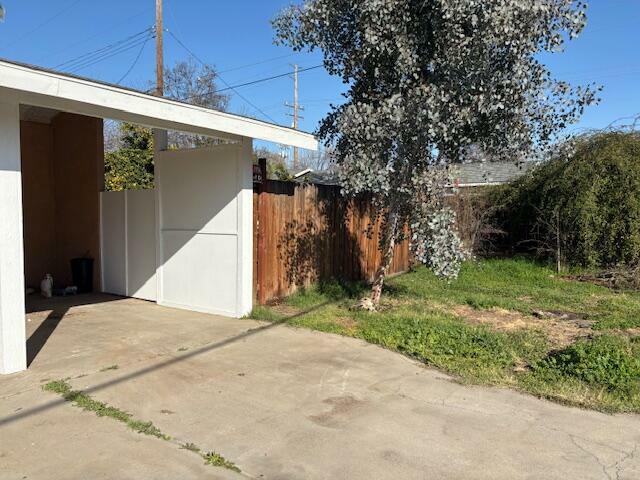 Property Photo:  1634 W Morton Avenue  CA 93257 