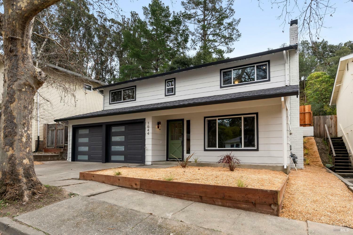 Property Photo:  1044 McNear Avenue  CA 94952 