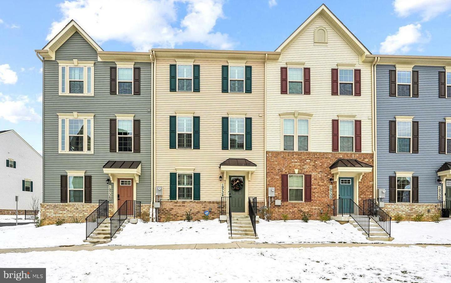 Property Photo:  19734 Preservation Mews  MD 20886 