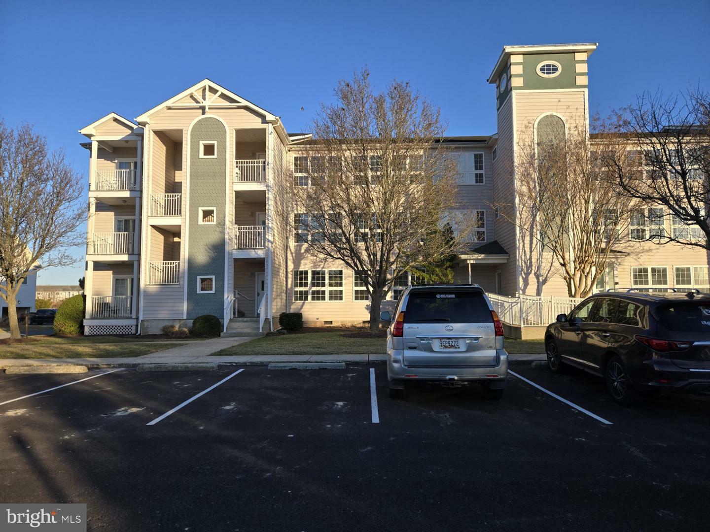 Property Photo:  9742 Golf Course Road 102  MD 21842 