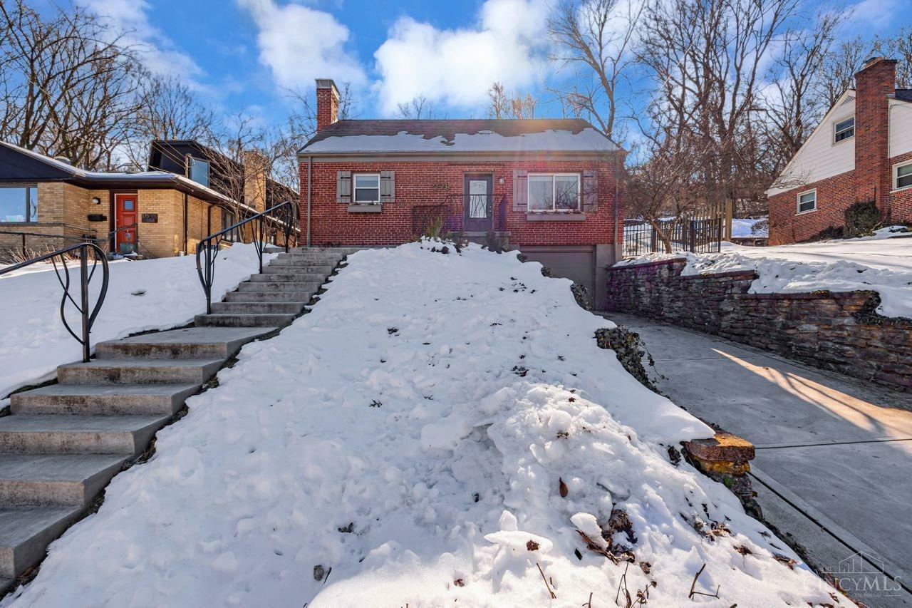 Property Photo:  379 Amazon Avenue  OH 45220 