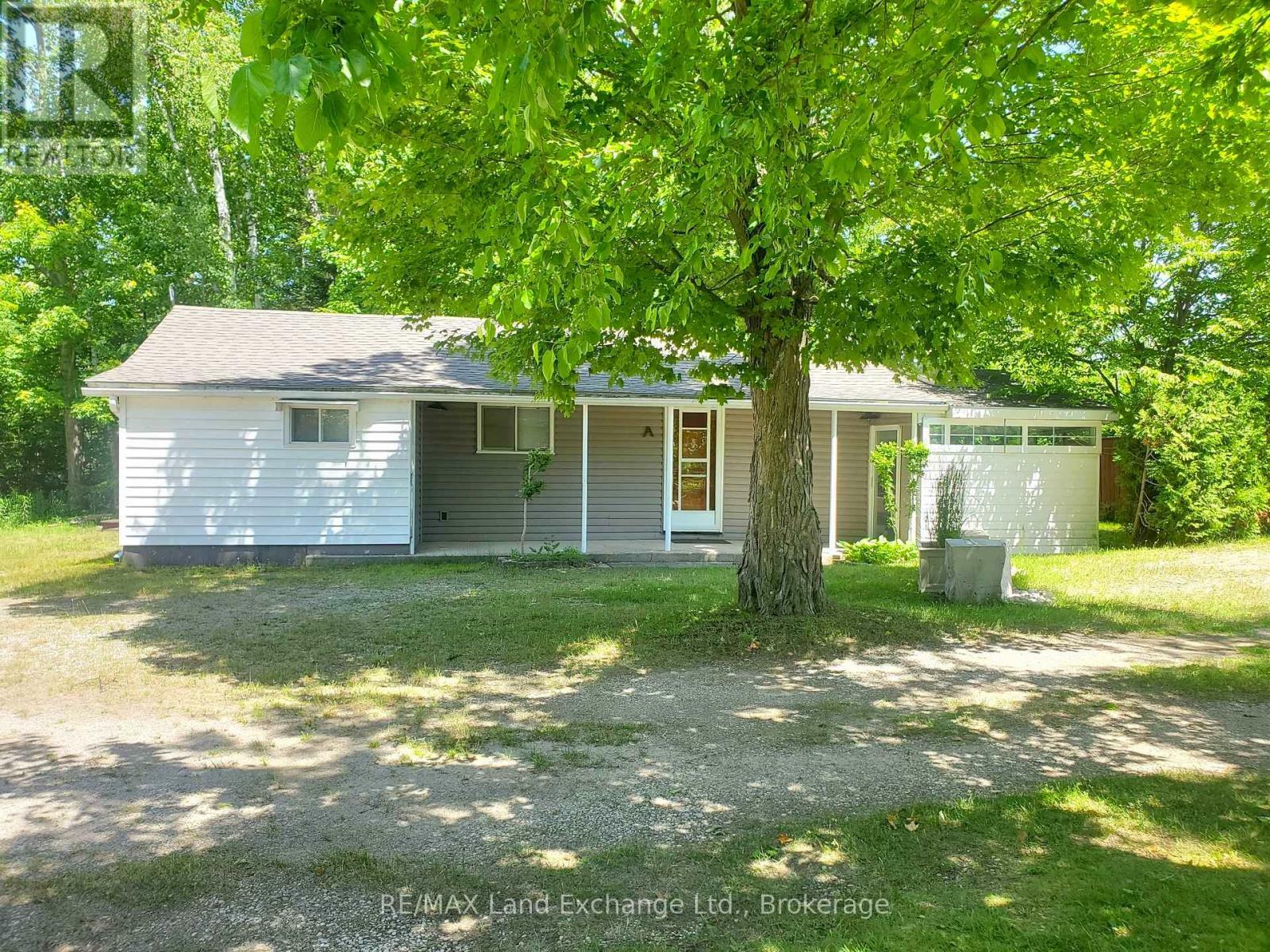 Property Photo: 22 Southampton Parkway ON N0H 2G0