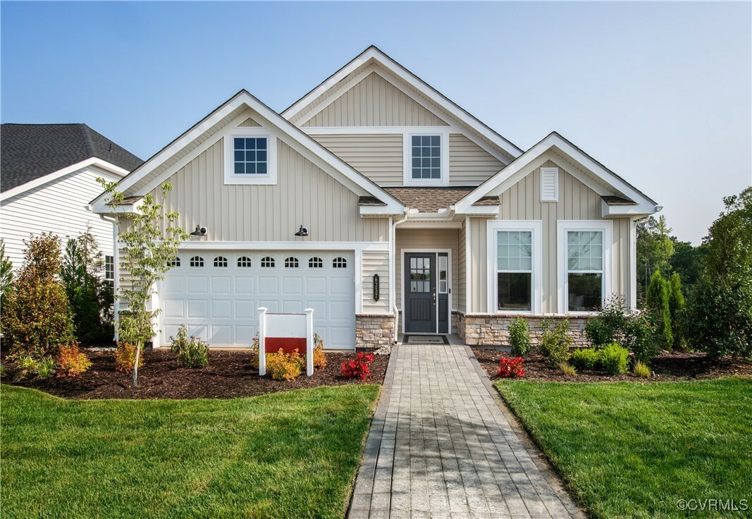 Property Photo:  