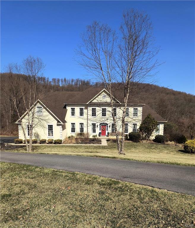 Property Photo: 10 Hidden Meadow Drive PA 18042