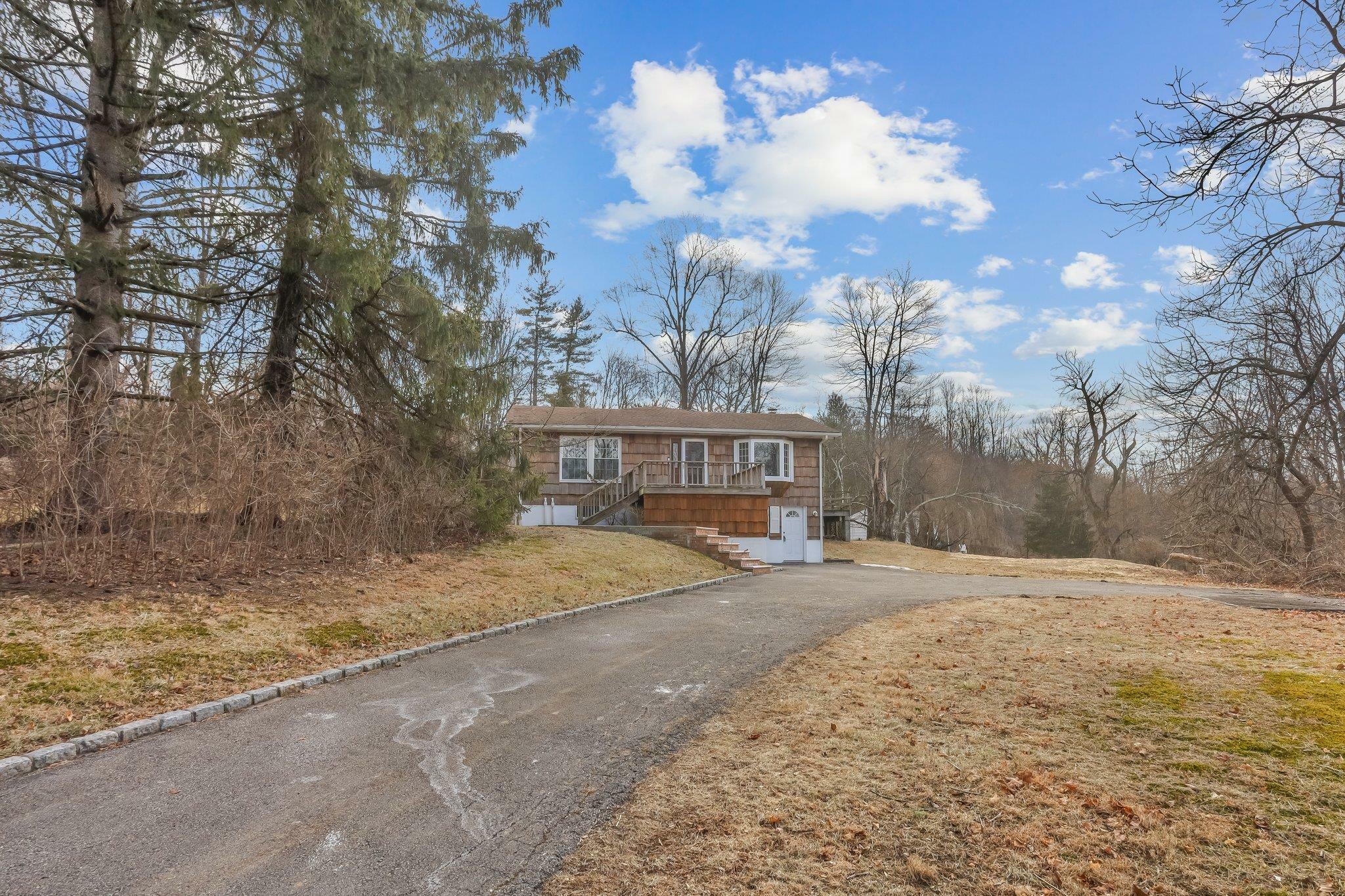 Property Photo:  535 Furnace Dock Road  NY 10567 