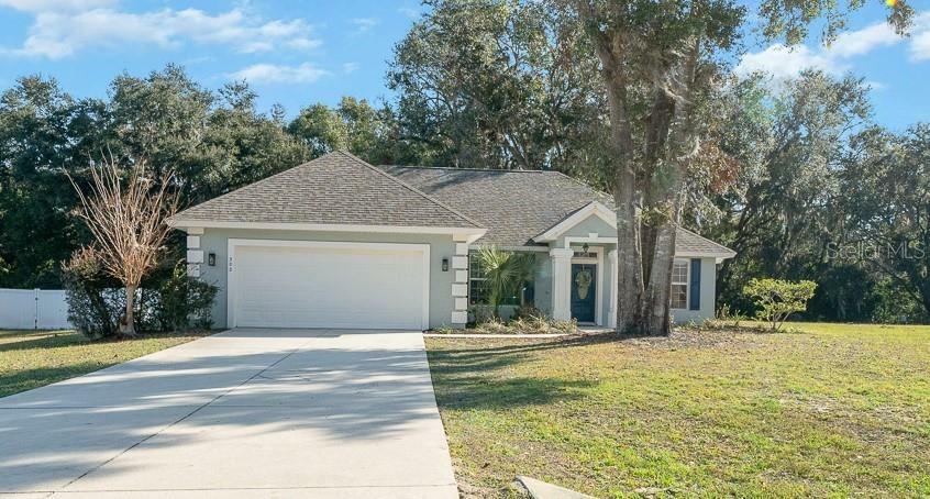 Property Photo: 302 Brookstone Lane FL 34731