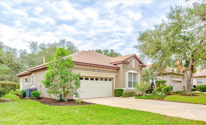 Property Photo: 25921 San Rafael Court FL 34737