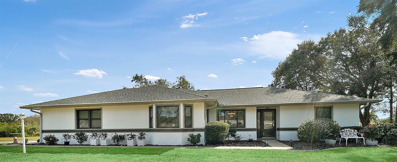 Property Photo: 26500 Wimbledon Street FL 34748