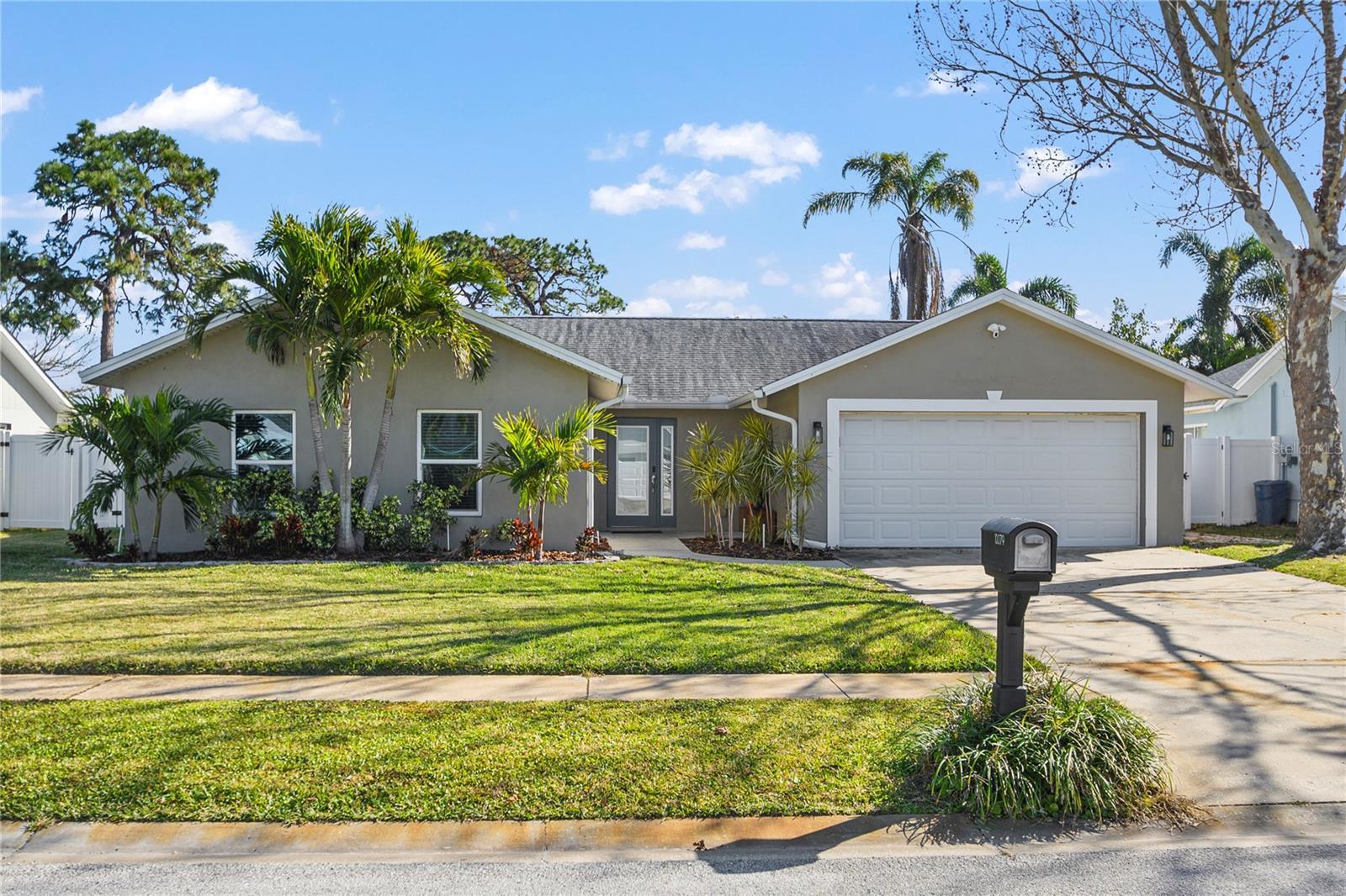 Property Photo:  10079 83rd Way  FL 33777 