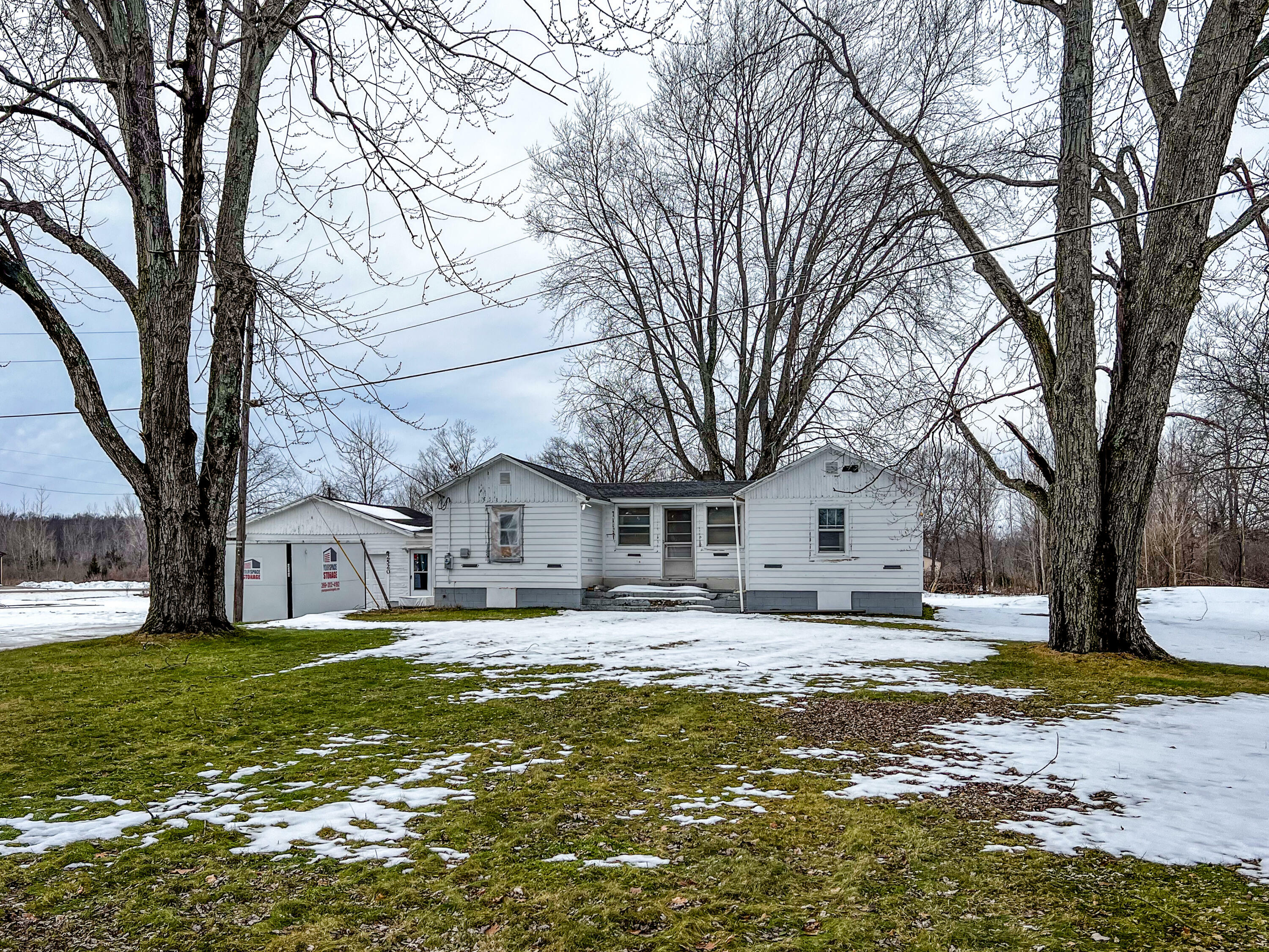 2520 M-140  Watervliet MI 49098 photo