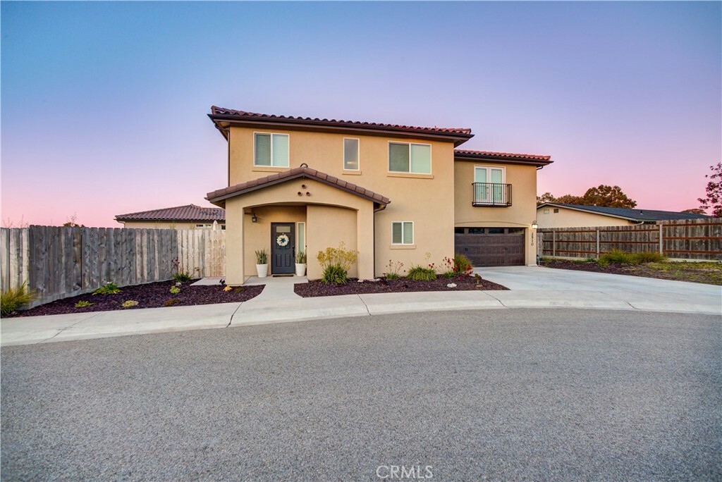 Property Photo: 2510 Terrace Sands Lane CA 93445