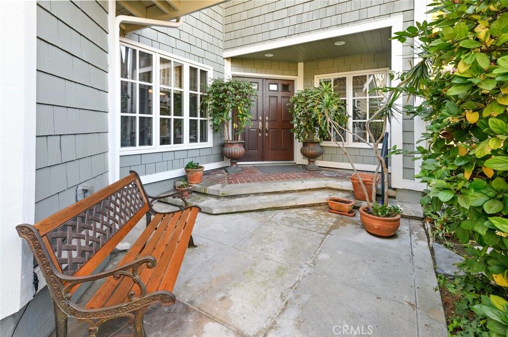 Property Photo: 3 Evergreen Lane CA 90266