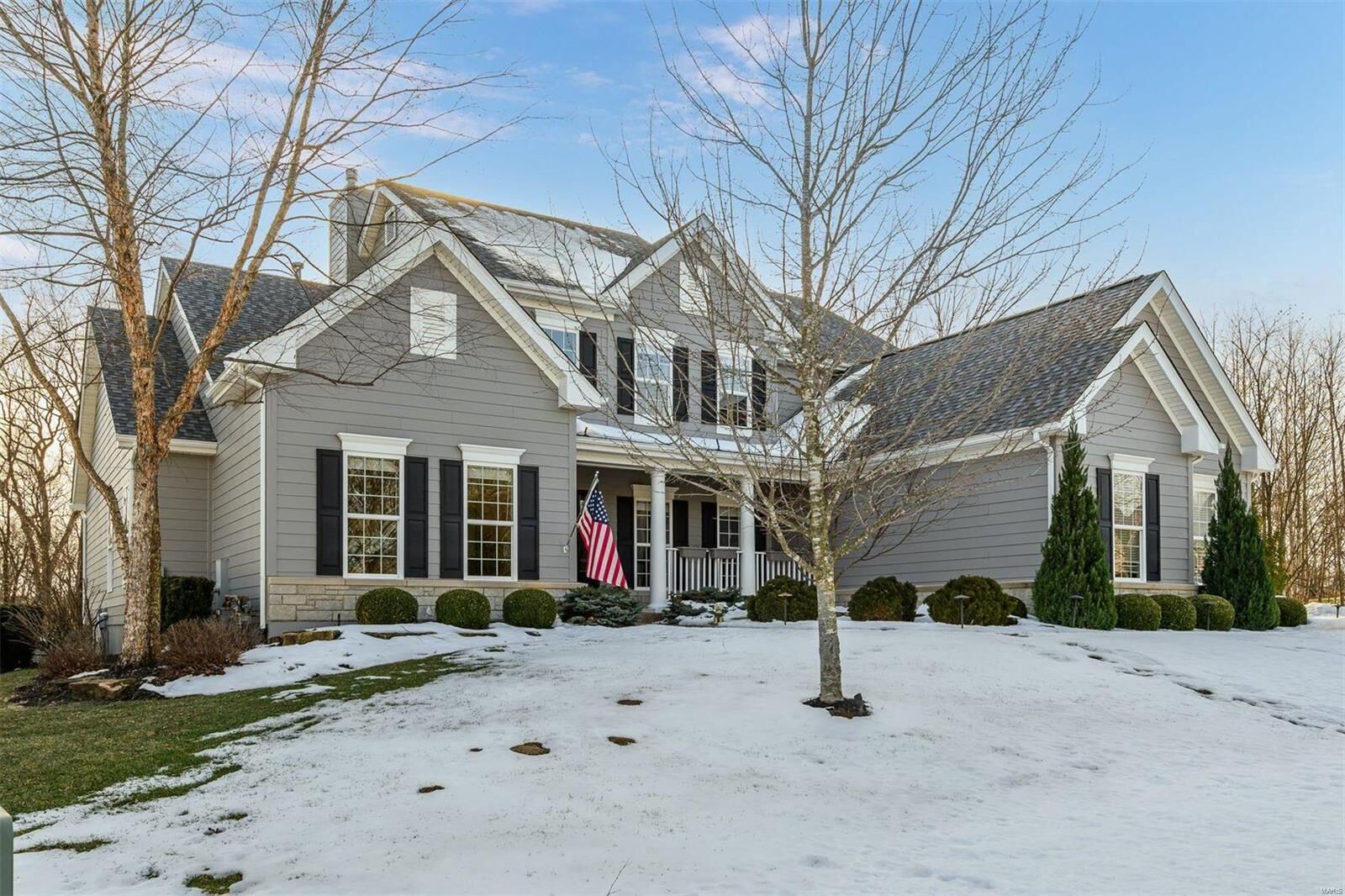 Property Photo: 17914 Homestead Bluffs Drive MO 63005