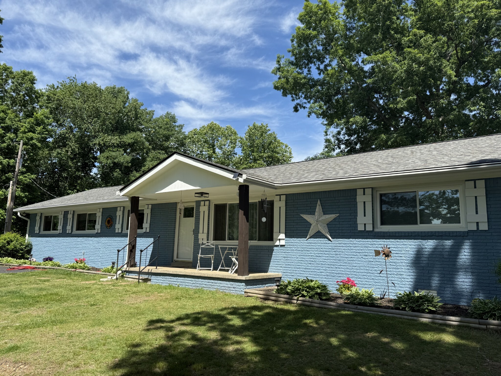Property Photo: 779 Dogwood Dr TN 37061