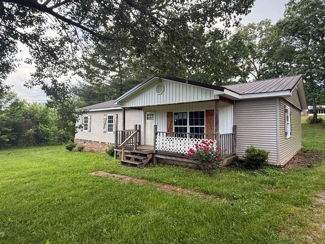 Property Photo: 314 Hidden Valley Cir TN 37110