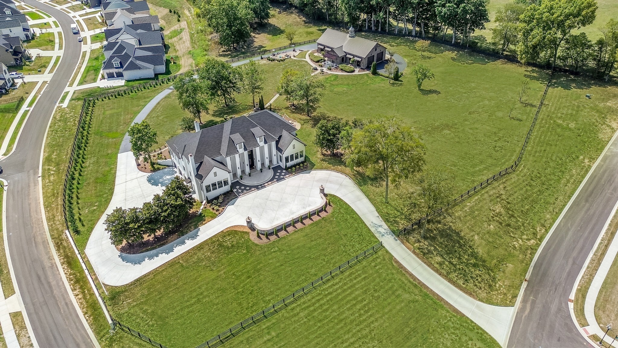 Property Photo: 5603 Winslet Dr TN 37064