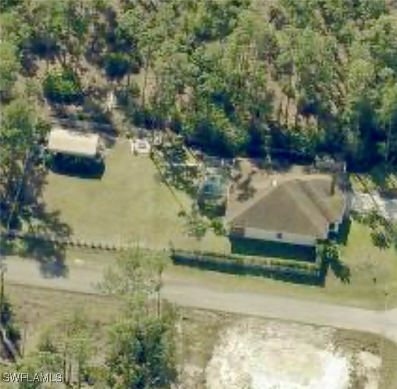 Property Photo: 822 Johns Avenue FL 33972