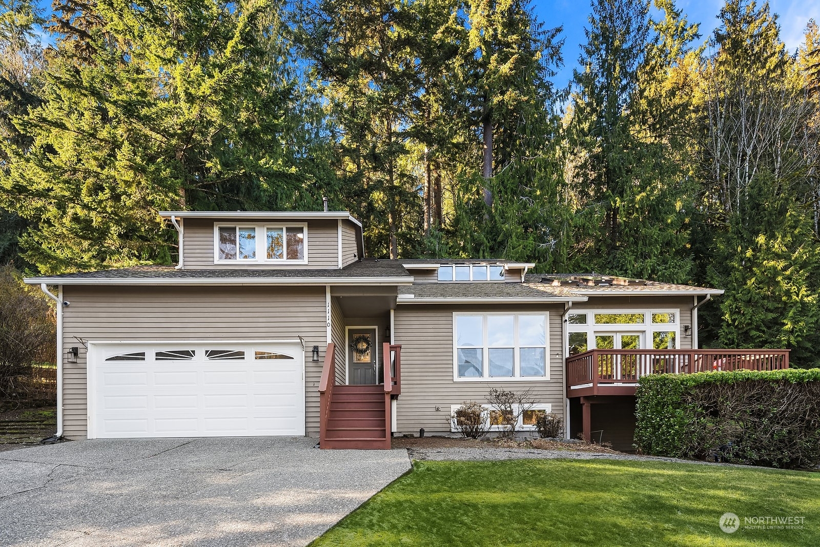 1110  Ridgewood Place SW  Issaquah WA 98027 photo