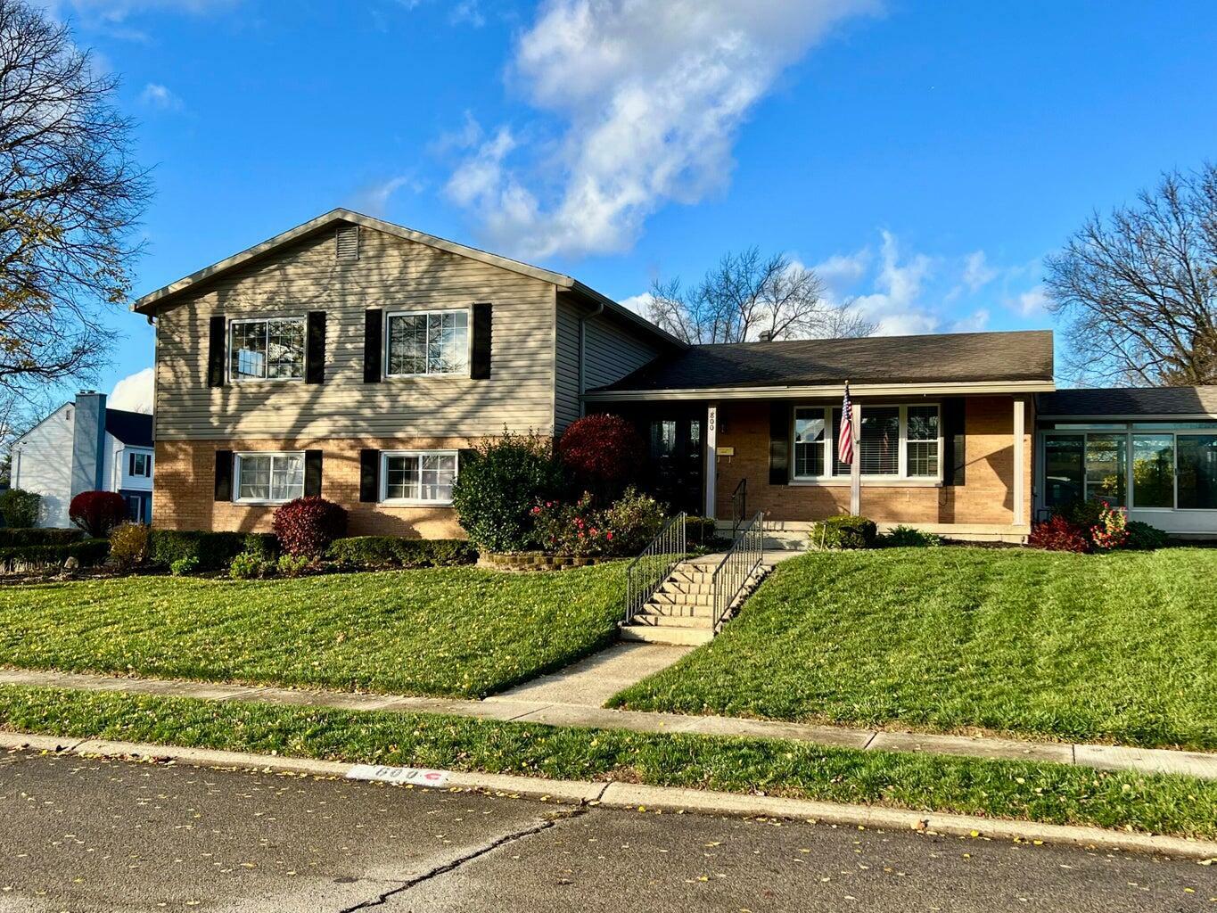 800 Medford Drive  Springfield OH 45503 photo