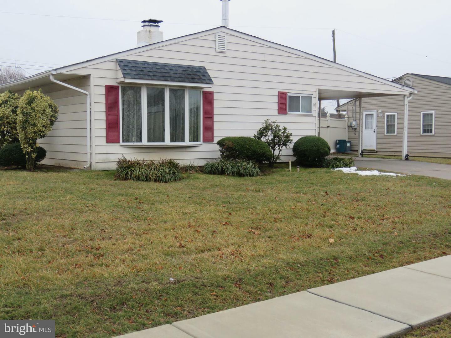 Property Photo:  120 Pinewood Drive  PA 19054 