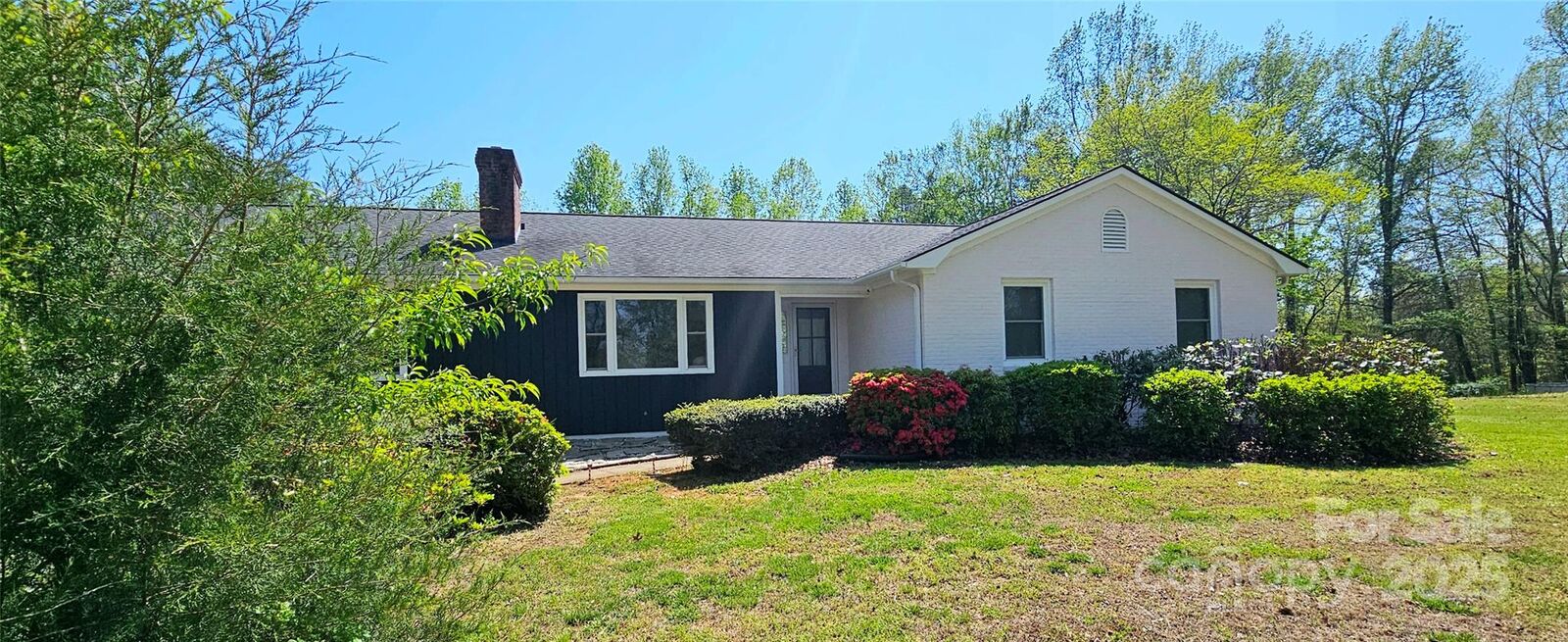 Property Photo: 950 Blanton Street NC 28722