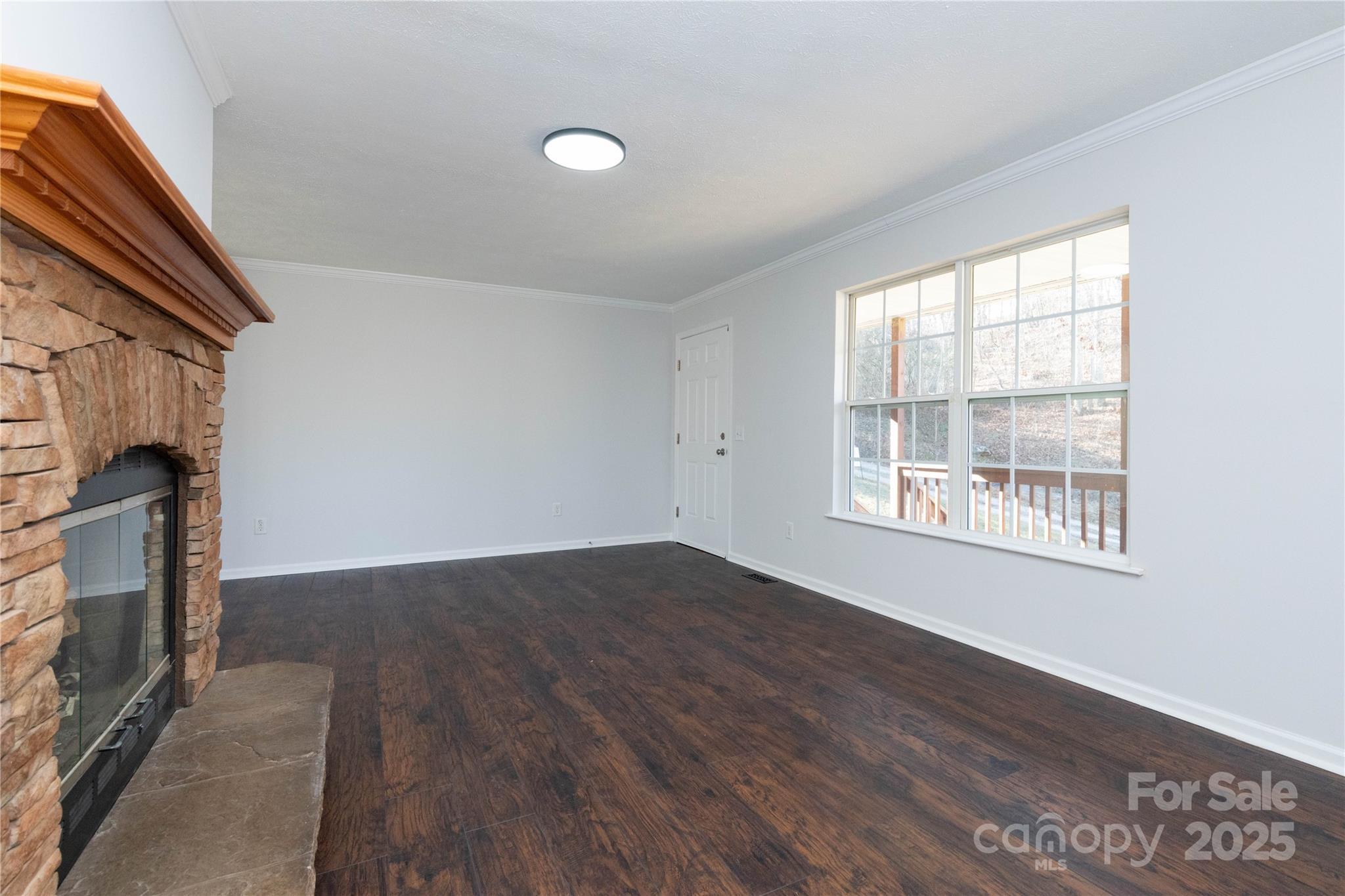 Property Photo: 18 Beagle Run NC 28804