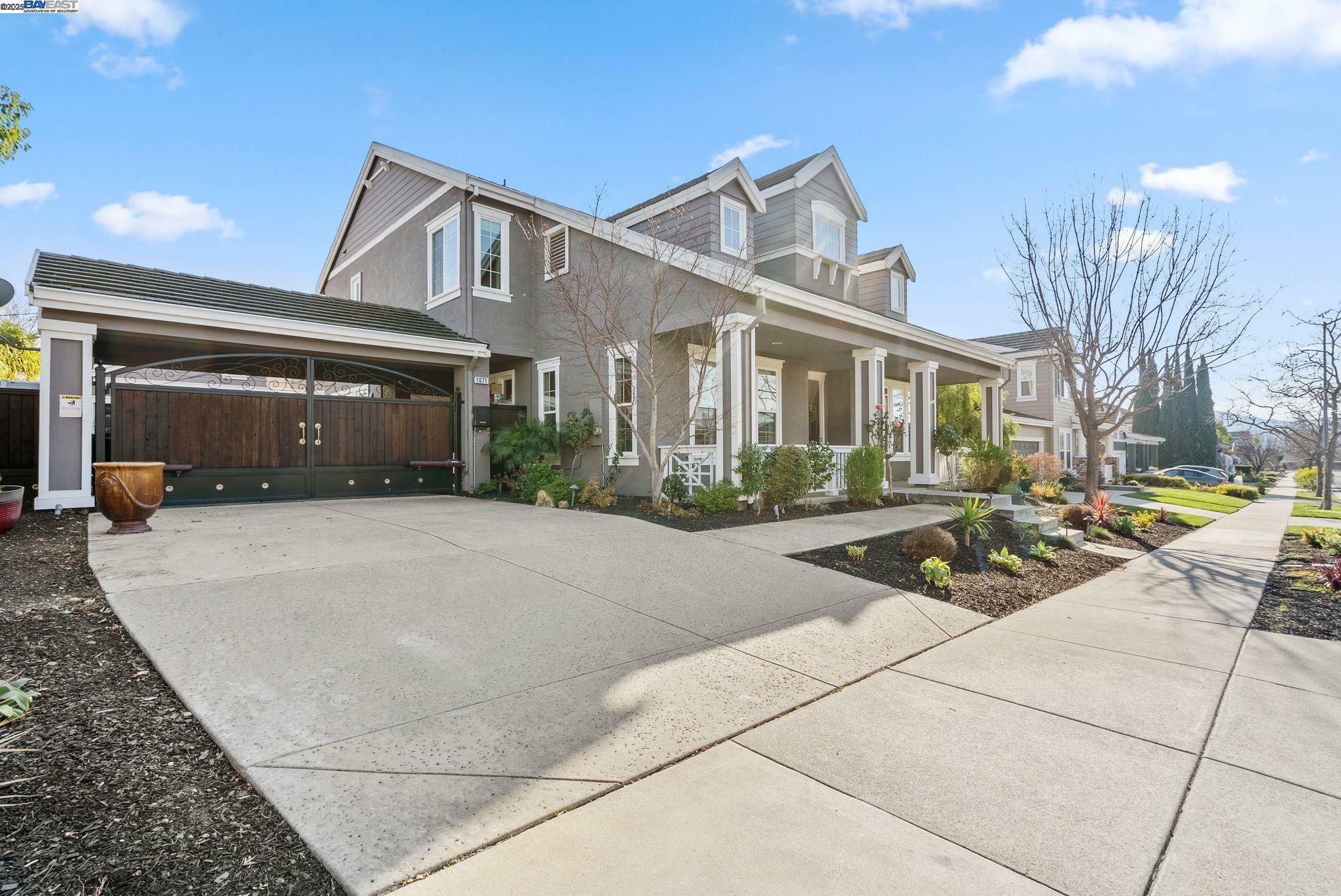 Property Photo: 1071 Lexington Way CA 94550