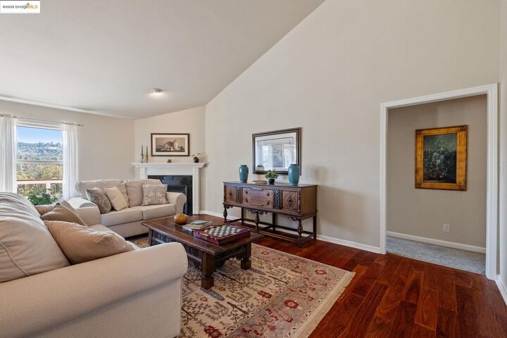 Property Photo:  20565 Upper Hillview Dr  CA 95370