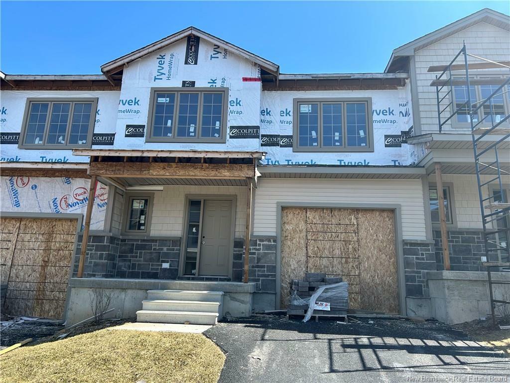 Property Photo: 14 Huntingdon Circle NB E3B 0L9