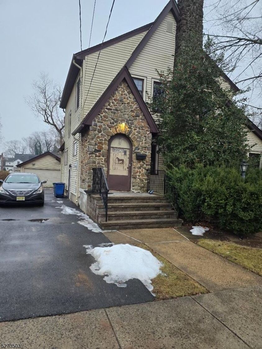 Property Photo:  2228 Rhoda Pl  NJ 07076 