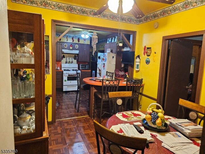 Property Photo:  60 Murray Ave 2  NJ 07501 