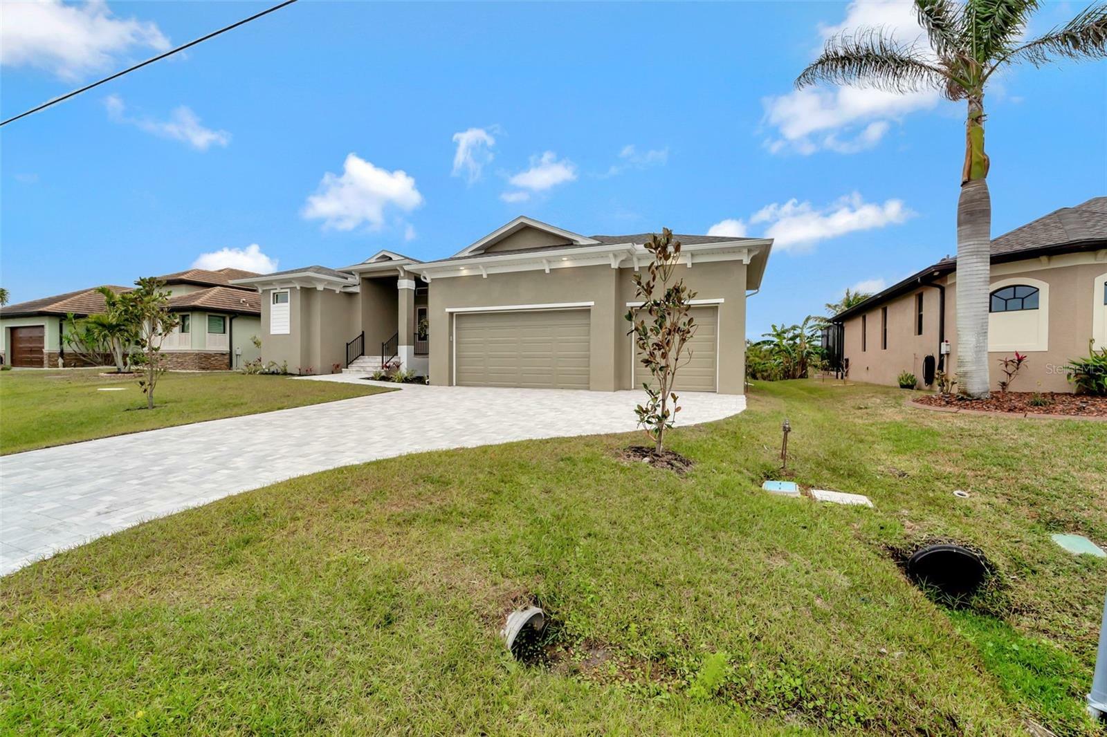 Property Photo: 10508 McAlester Circle FL 33981