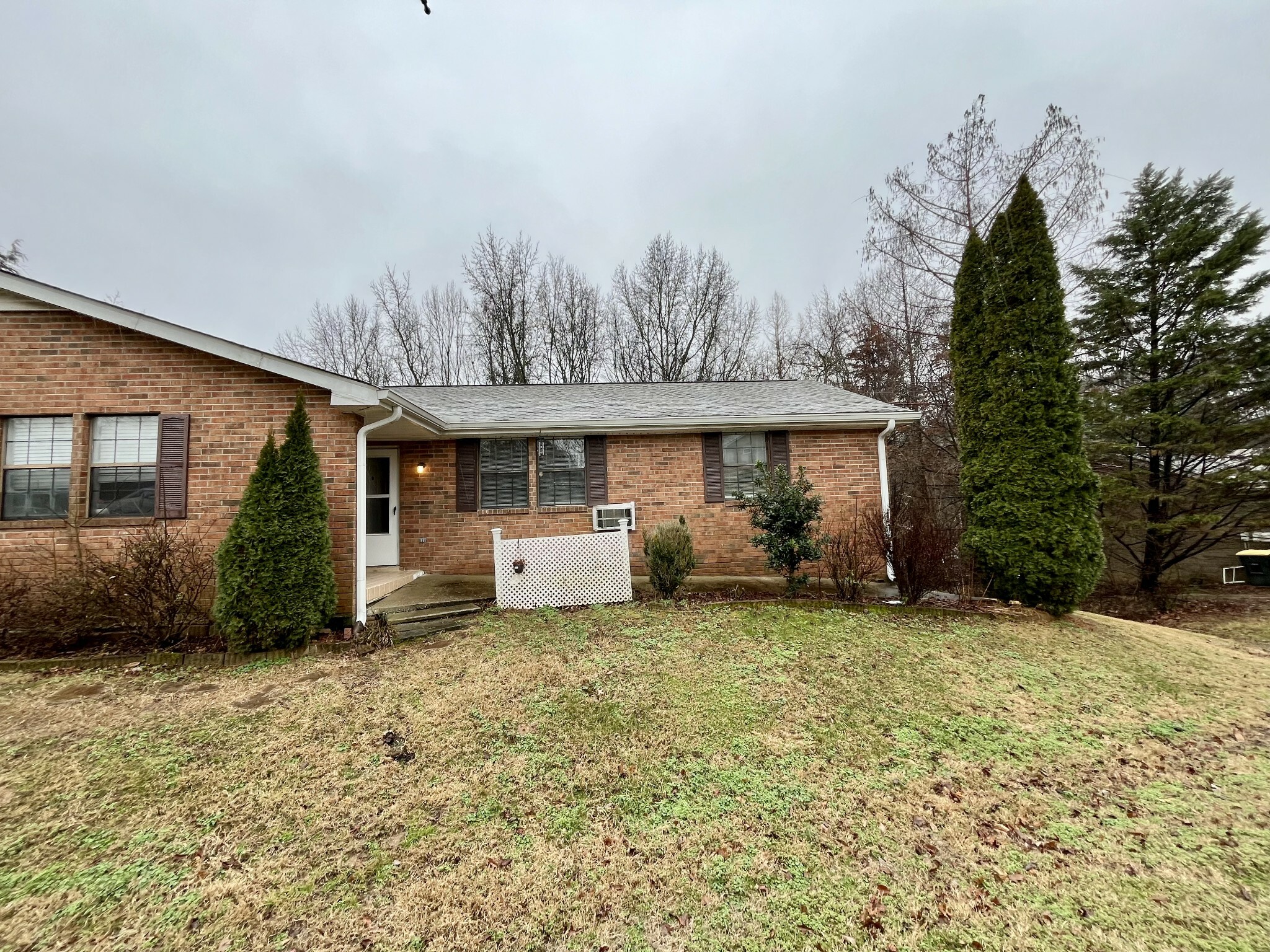 Property Photo:  698 Frankfort Dr B  TN 37076 