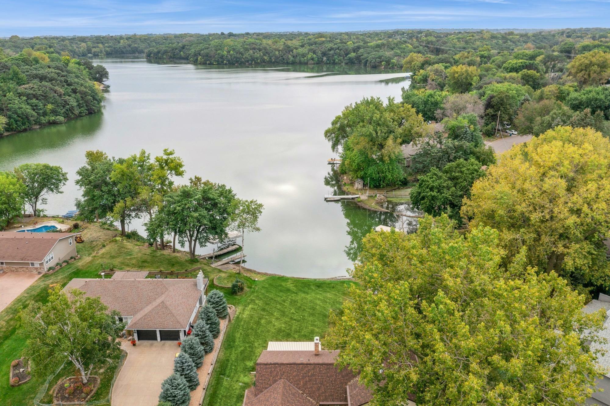 Property Photo:  1705 Victoria Lane  MN 55337 