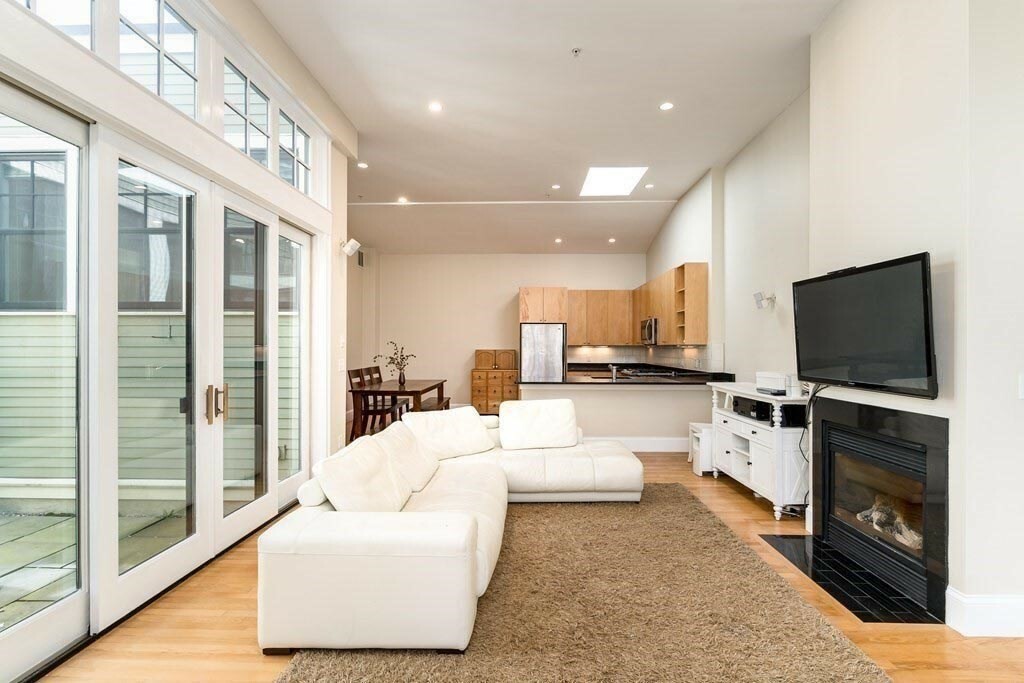 Property Photo:  15 Valentine St 15  MA 02139 