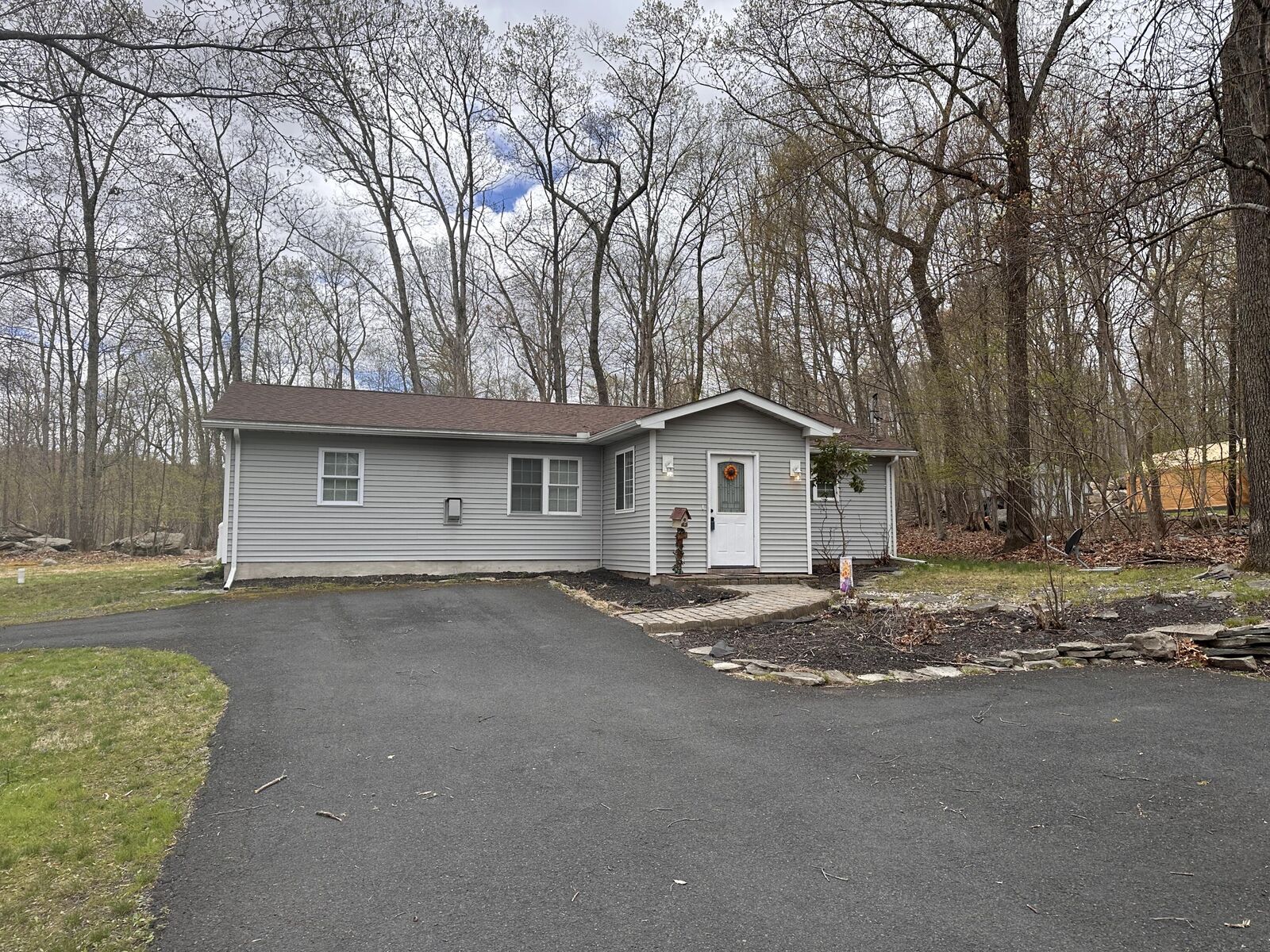 Property Photo: 346 Timber Hill Road PA 18332