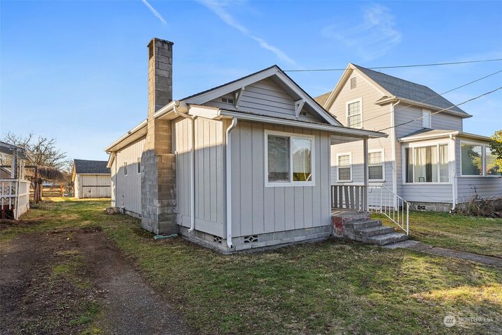 Property Photo: 407 S Gold Street WA 98531