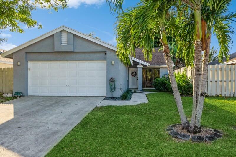 Property Photo: 1060 NW 19th Terrace FL 33445