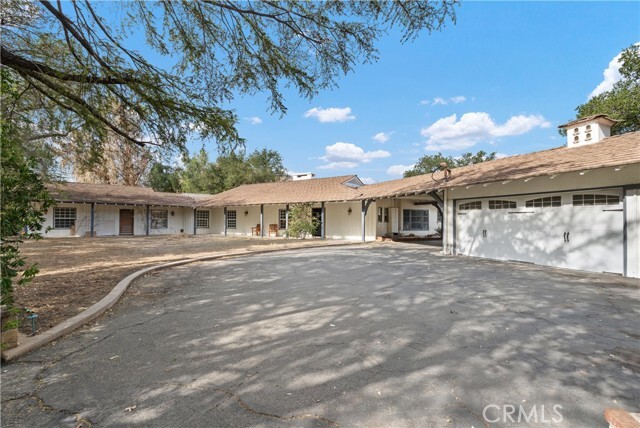 22427 Plummer Street  Chatsworth CA 91311 photo