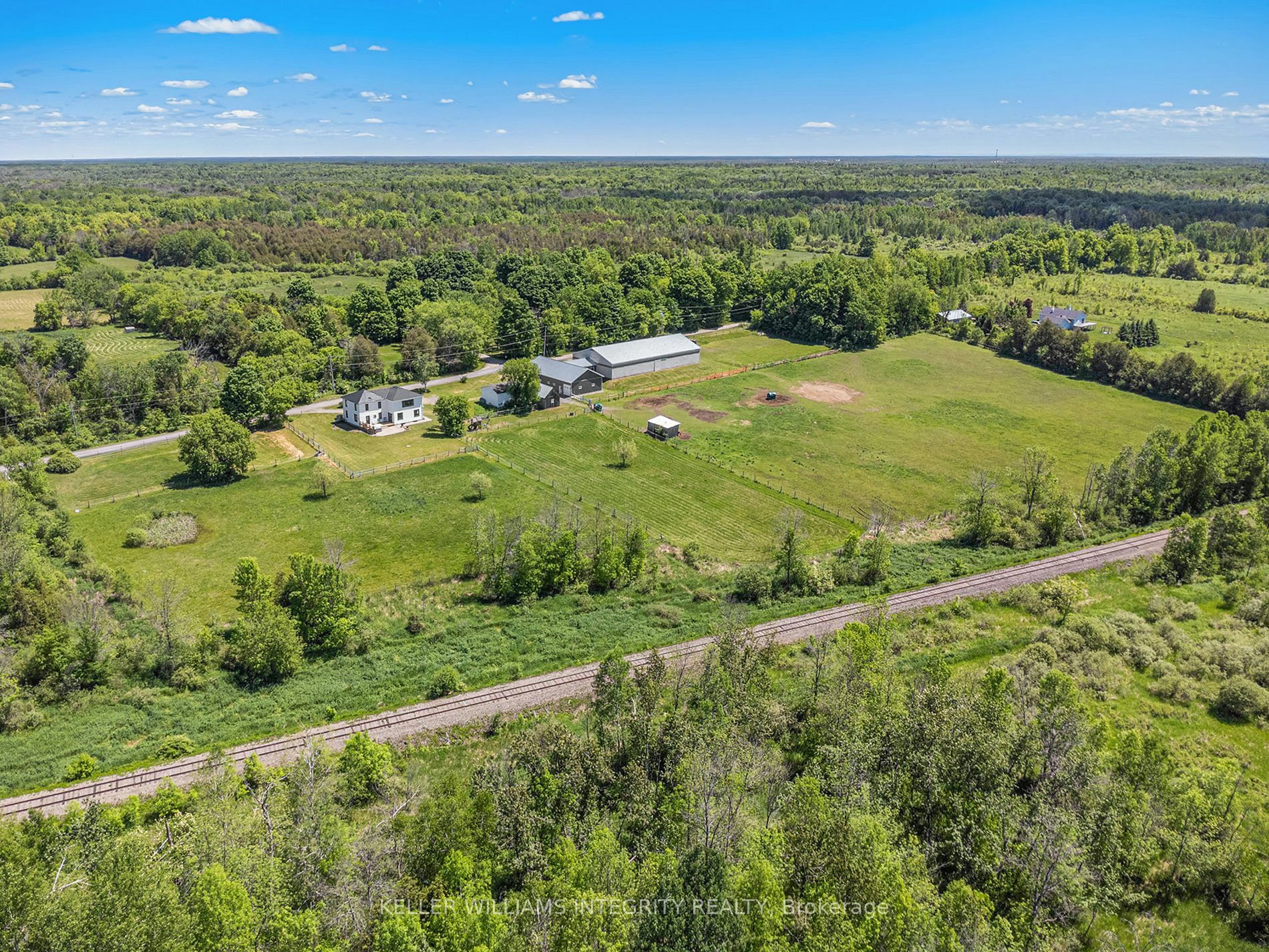 Property Photo: 980 Black Rd ON K0G 1T0