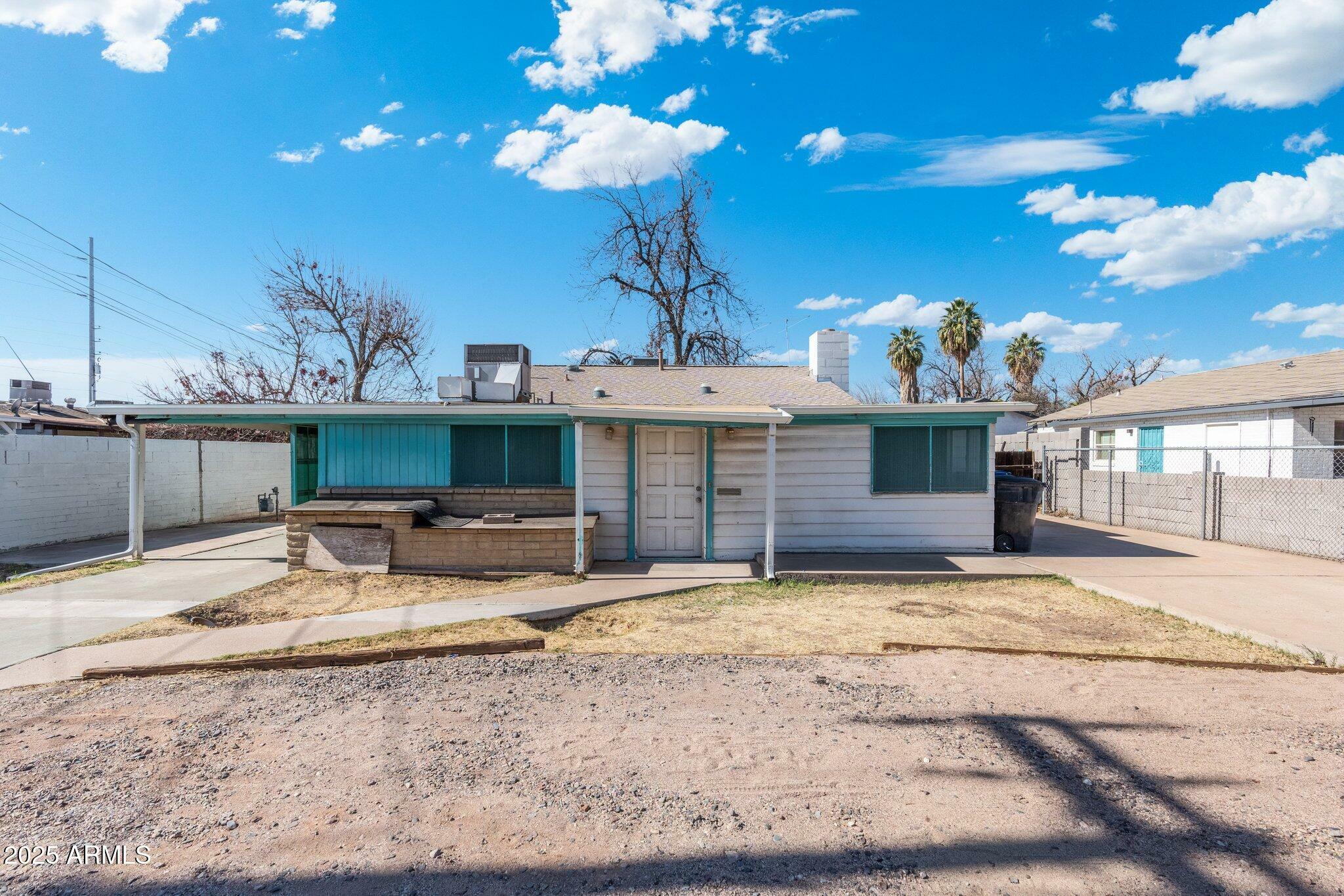 Property Photo:  414 N Horne --  AZ 85203 