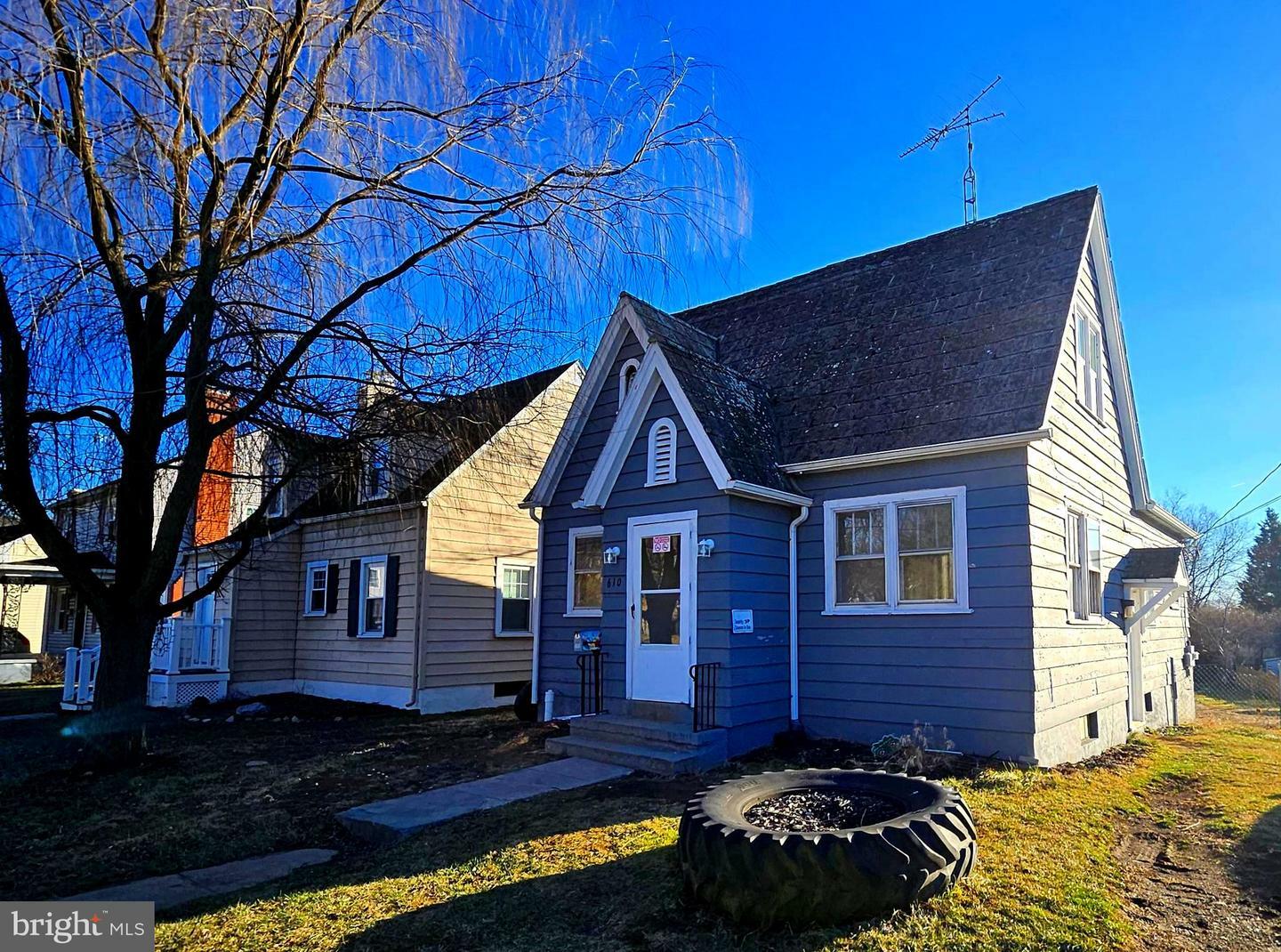 Property Photo:  610 E Moler Avenue  WV 25404 