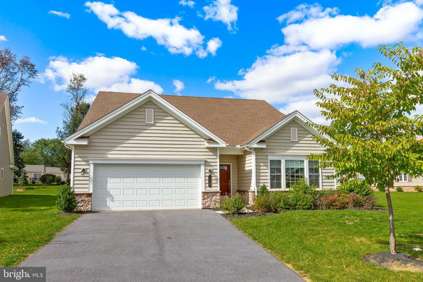 Property Photo:  118 Knox Manor Lane  PA 17520 