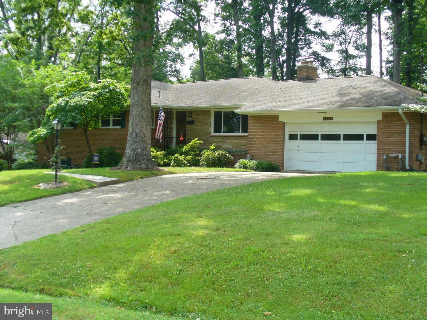 Property Photo: 4705 Tarpon Lane VA 22309