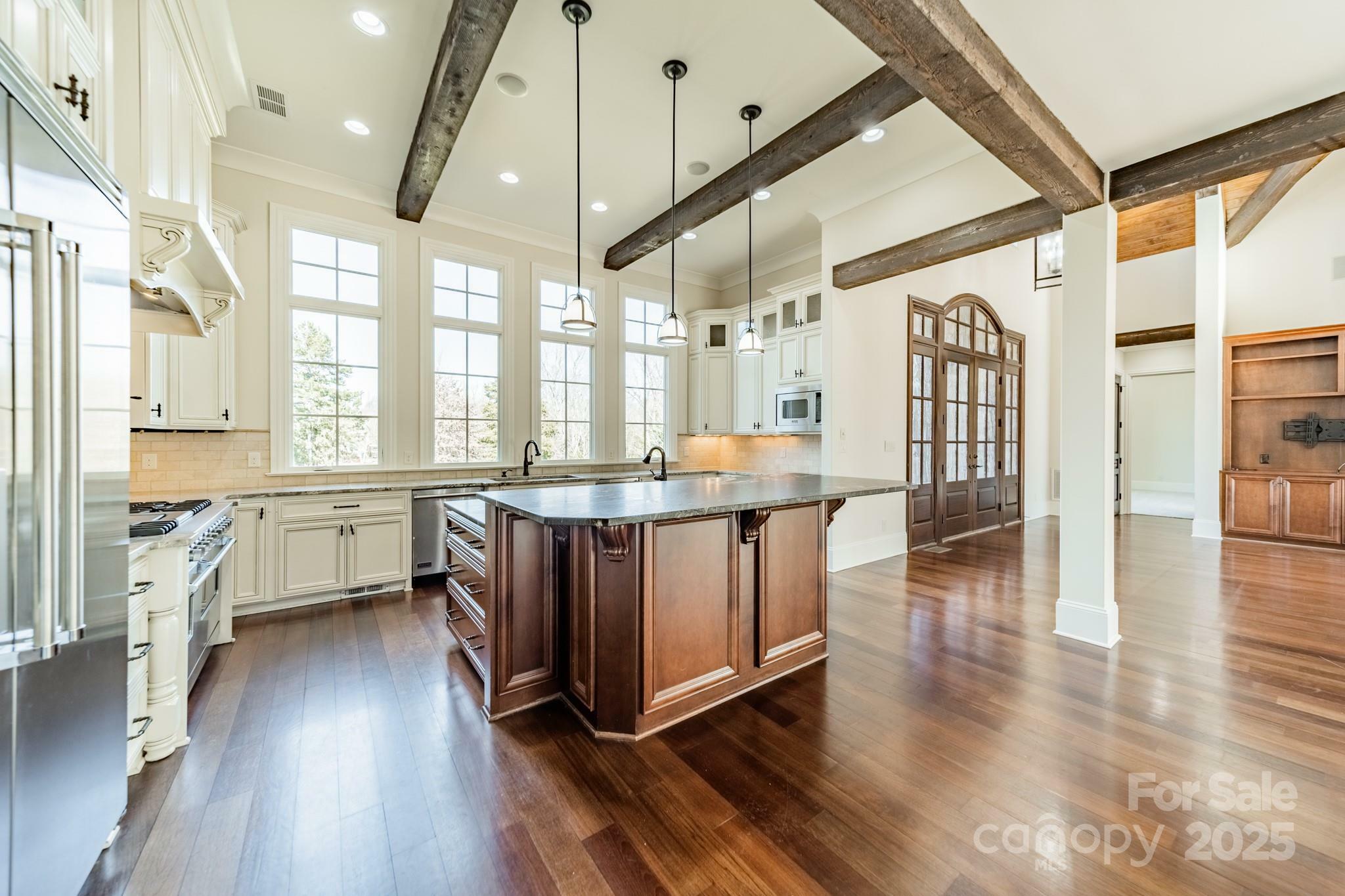 Property Photo: 9809 Saddle Avenue NC 28173