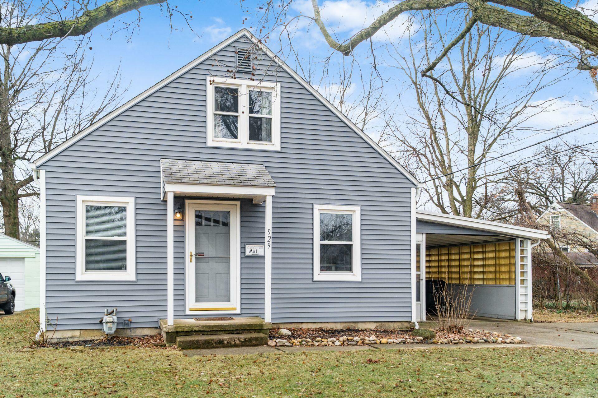 Property Photo:  929 W 11th Avenue  OH 43212 