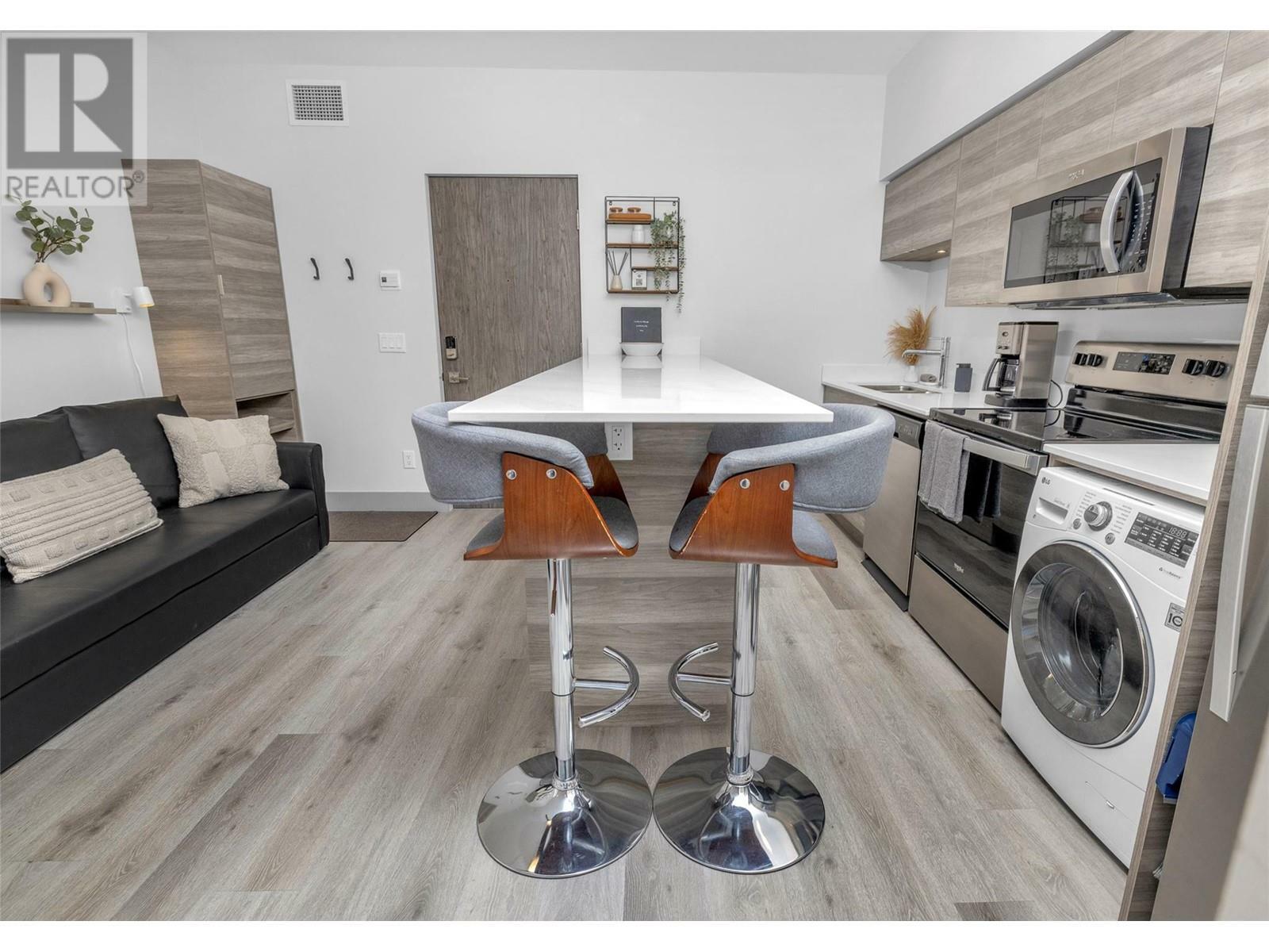 Property Photo: 2555 Lakeshore Road 211 BC V1H 0A4