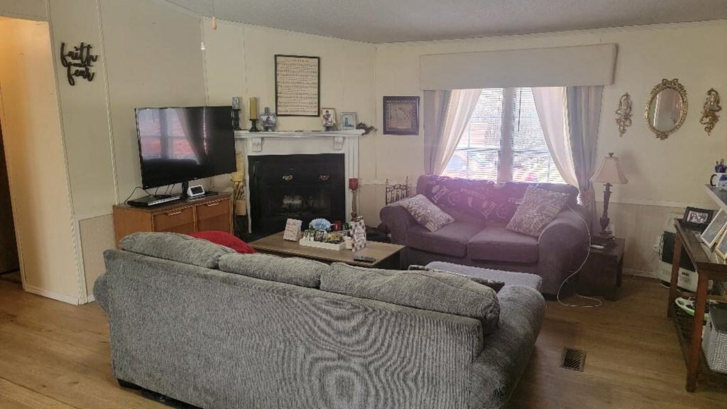 Property Photo: 204 Hemlock St. AR 72021