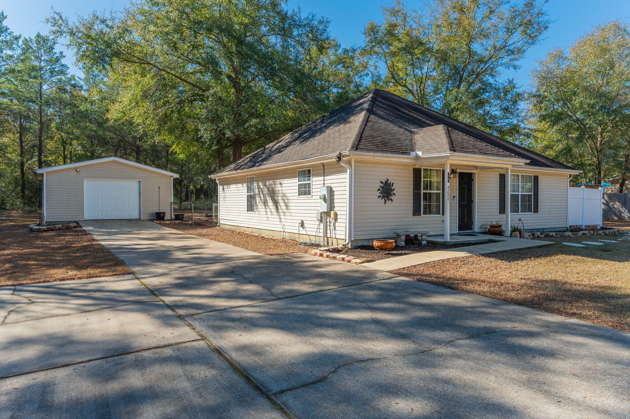 Property Photo:  4242 Edge Perry Road  FL 32539 